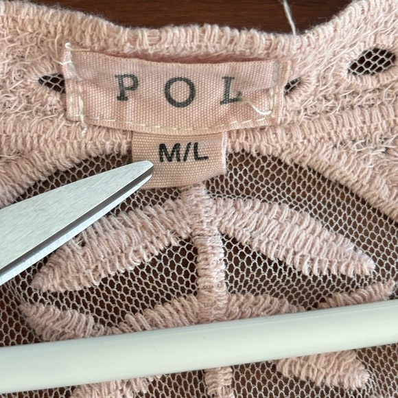 POL Sheer Floral Lace Kimono Robe in Blush - Picture 8 of 9